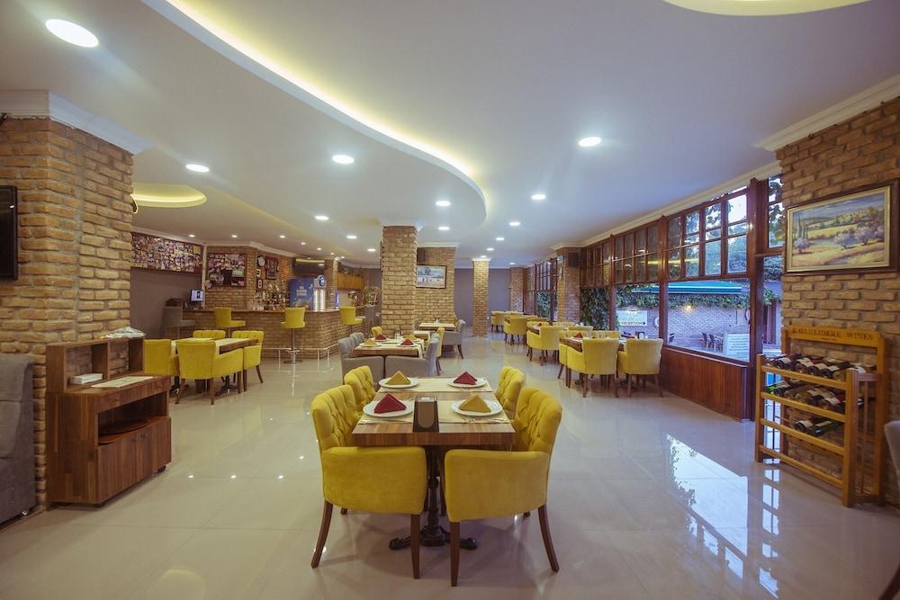 Han Deluxe Hotel Ölüdeniz Buitenkant foto