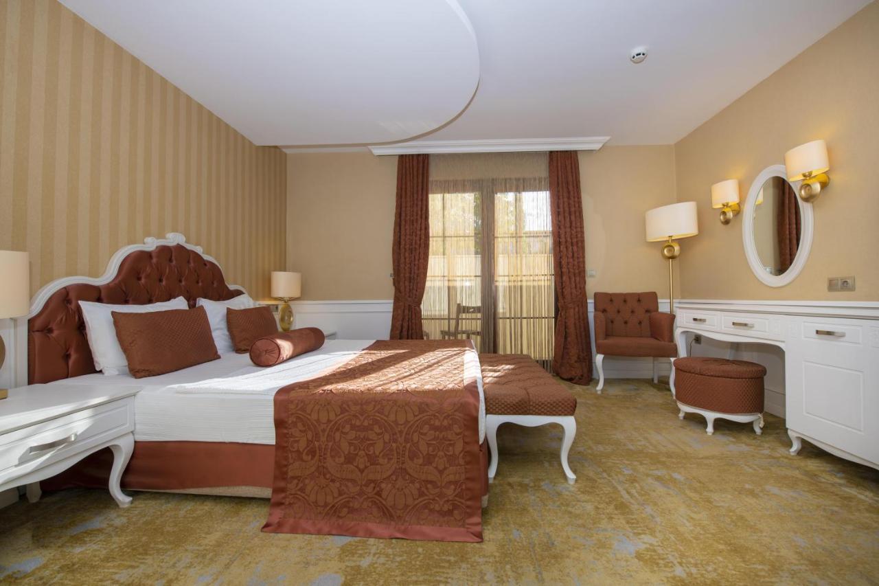 Han Deluxe Hotel Ölüdeniz Buitenkant foto